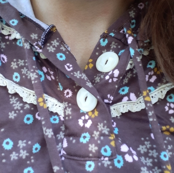 Tiered Hoodie Tunic - Picture 5 of 14